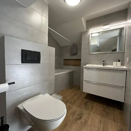 Double Twin #8 With Private Bathroom Βαρσοβία
